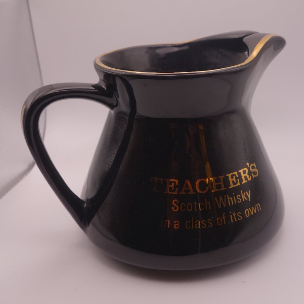 Wade PDM England Ceramic Teacher's Scotch Whisky in a Class of It's Own Jug